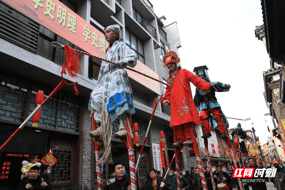 年味|小镇里的年味 | 长乐抬阁故事会是汨罗人记忆中的元宵