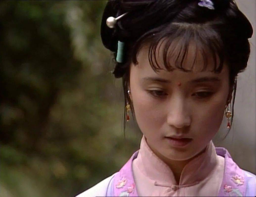 阿赖耶识:香菱,《红楼梦》中最被亏欠的人_薛蟠_夏金_转折