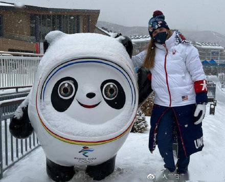 冬奥|美国运动员晒与队友在冬奥赛场照片：我爱上了这里