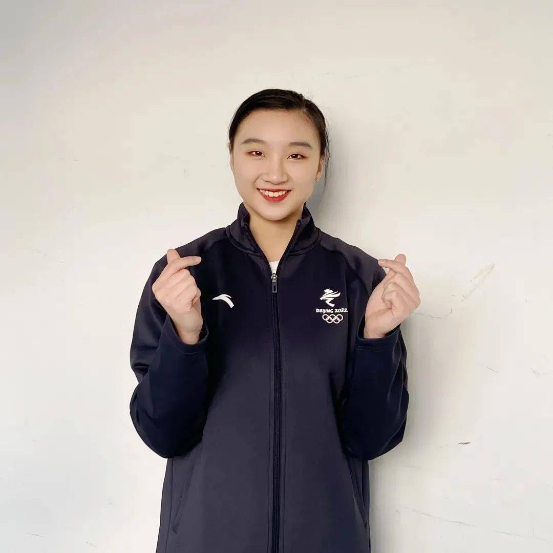 中国足球运动学院2019级本科生李雨桐首都体育馆花样滑冰体育专业志愿