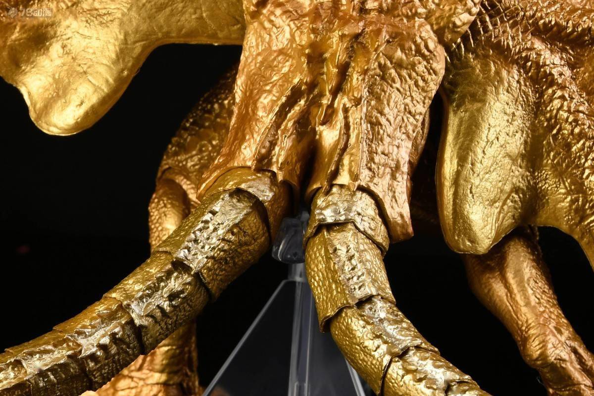 翅膀|模玩周边：COSPA《机动战士高达第08MS小队》陆战型吉姆盾牌背包