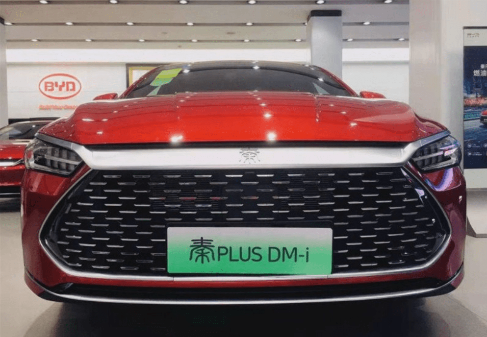 2022款比亚迪秦plusdmi技术高科技内饰新涂装更犀利