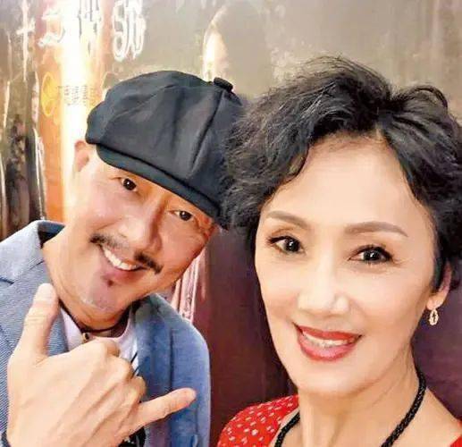 马利_杜燕歌_丈夫