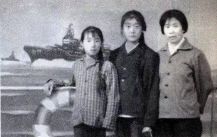 秦皇岛 秦皇岛人的穿衣“年代秀”，就是一部流行史！