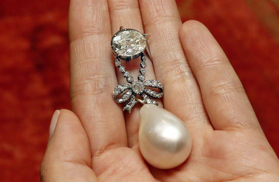 一颗珍珠值2亿被称史上最贵艳后珠宝背后藏了怎样的秘密