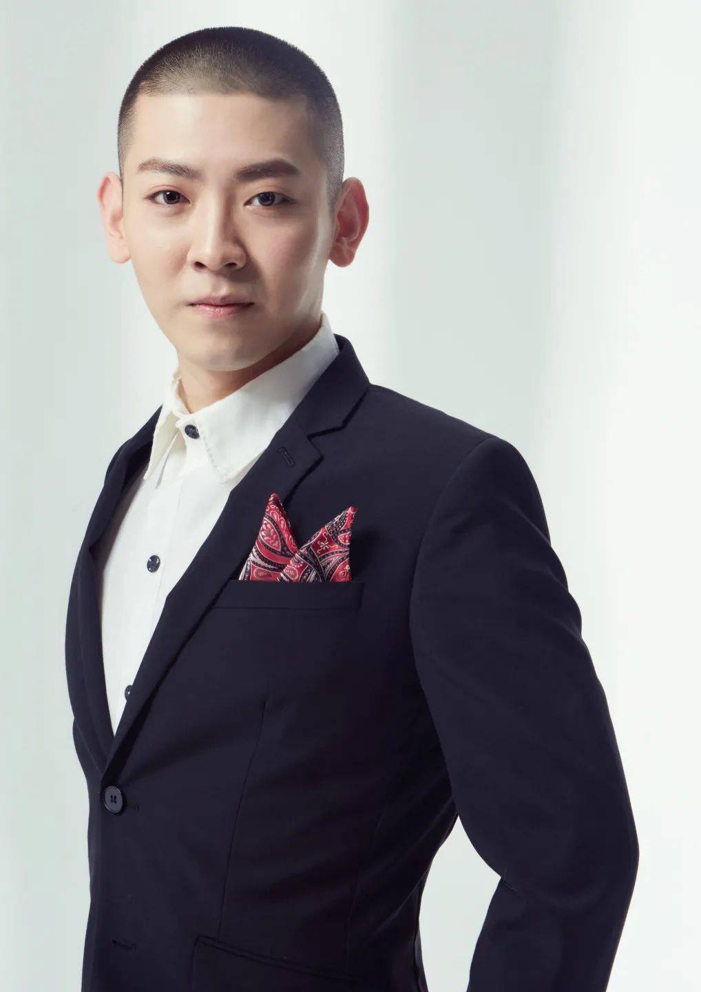 王 俊罗 帅剧中人 . 扮演者杜金娥 . 李红艳杨延嗣 . 黄彦忠潘仁美 .