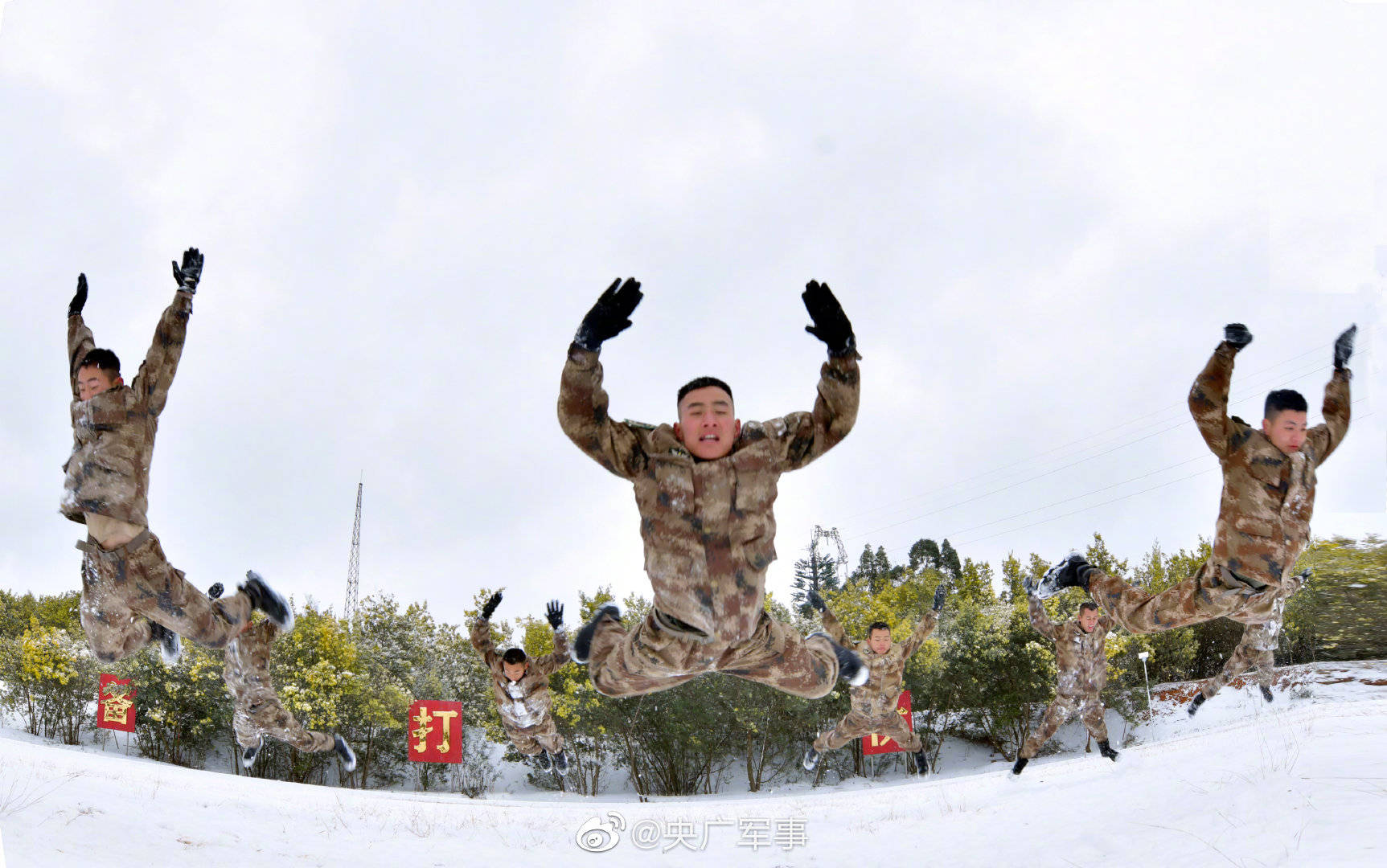 今天你那冷嗎快來看陸軍官兵雪中訓練熱血沸騰