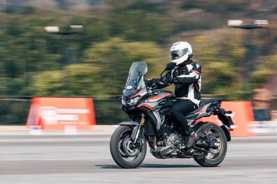 纯正欧系美学设计赛科龙rx6多项目深度动态体验