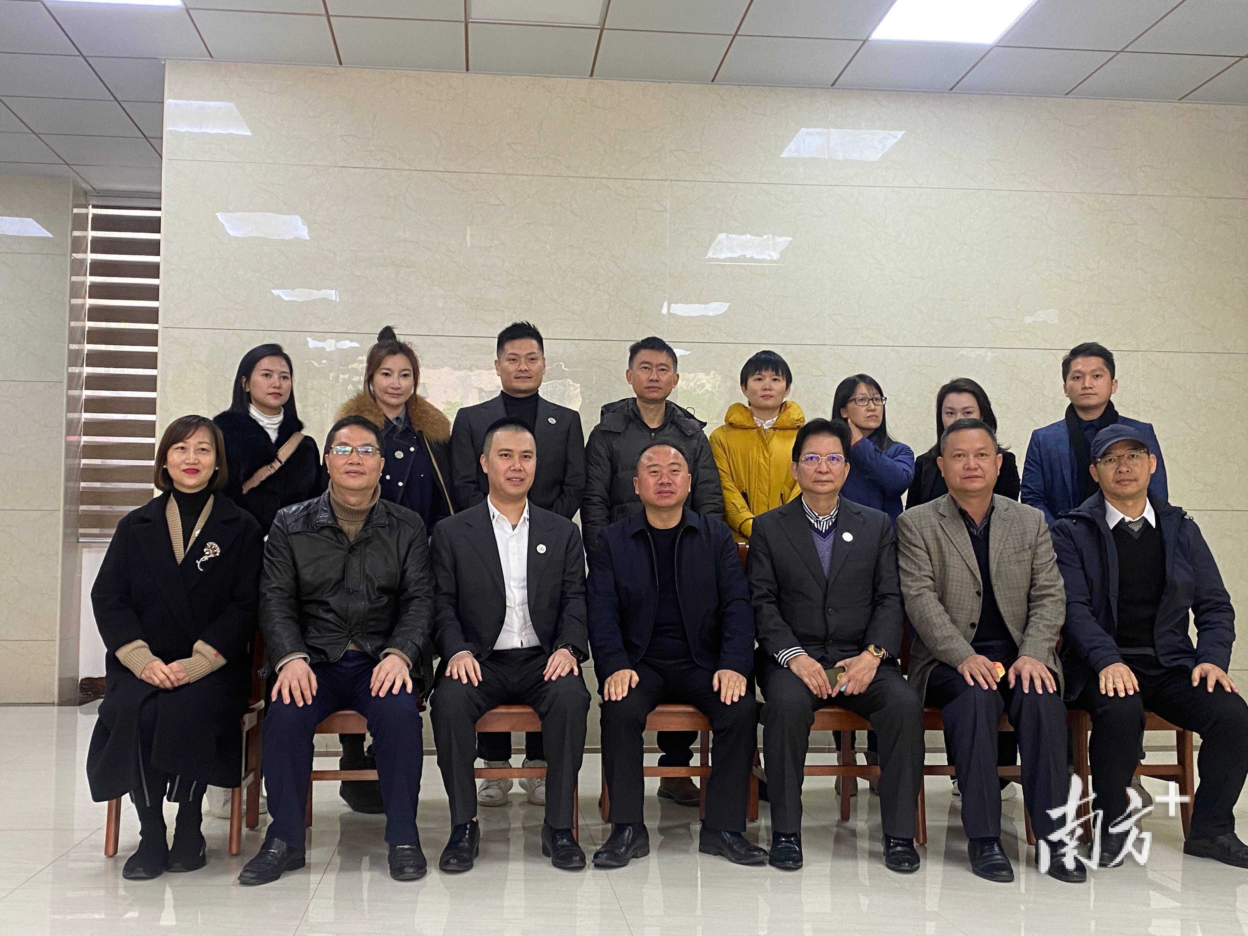 茂南区委书记与珠海市茂南商会企业家代表畅叙桑梓情_新发展_廖述毅