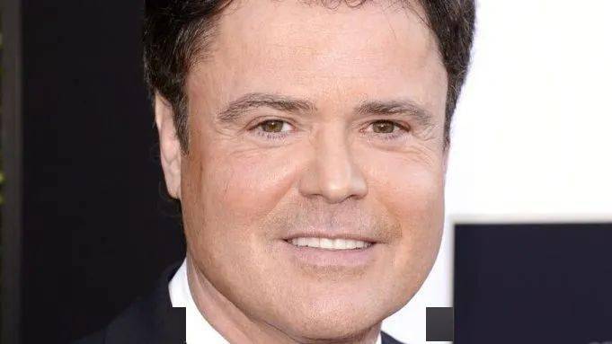 美国著名歌星唐尼奥斯蒙德回忆迈克尔杰克逊我们只想做普通的孩子