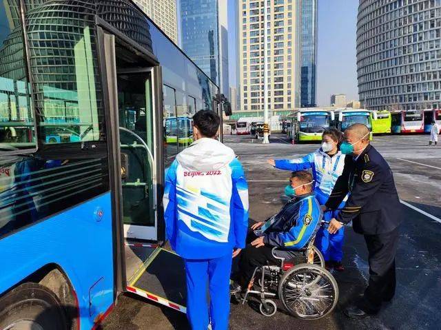 Winter|北京公交640辆冬残奥会保障车 整装待发、国家体育馆迎来残奥冰