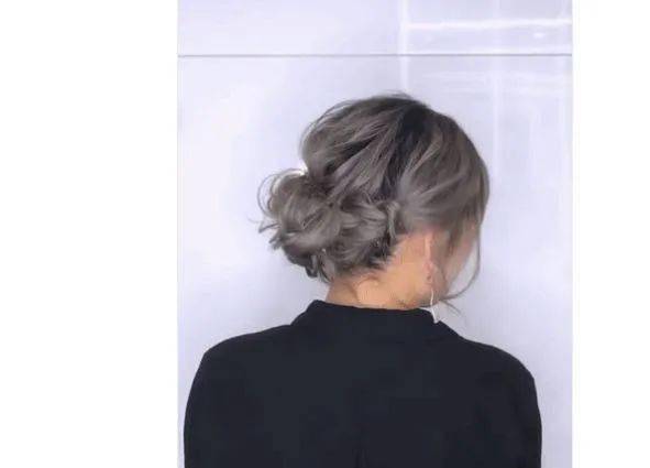 发型美好从“头”开始！快来，教你扎美美的发型！好看就完事了~