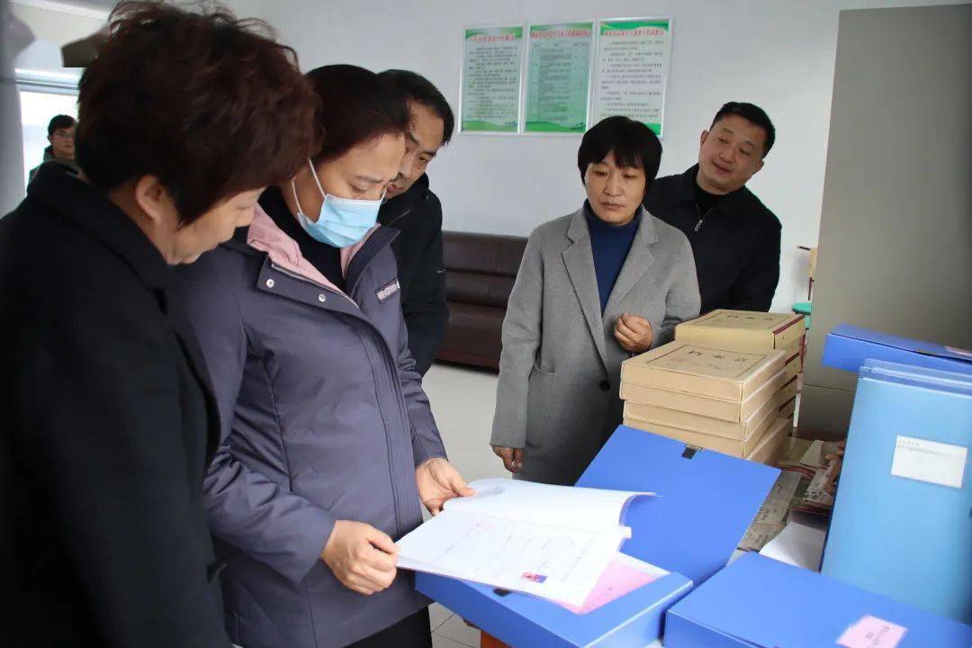 3月1日上午,肥城市副市长李怀爱带领相关部门负责人到潮泉镇调研指导