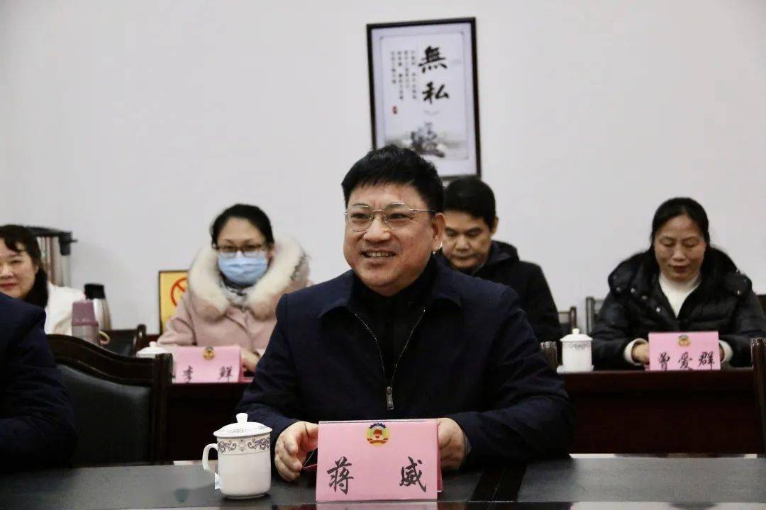 柳州市民政局党组成员,副局长陈署祥也对柳城县文昌教育基金项目的