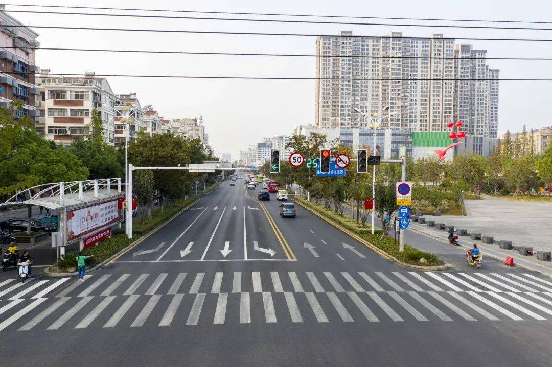 完美收官，华阳路路面改造工程通过验收！
