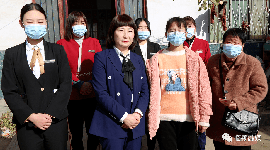 巾帼风采王小亚公益路上的领路人