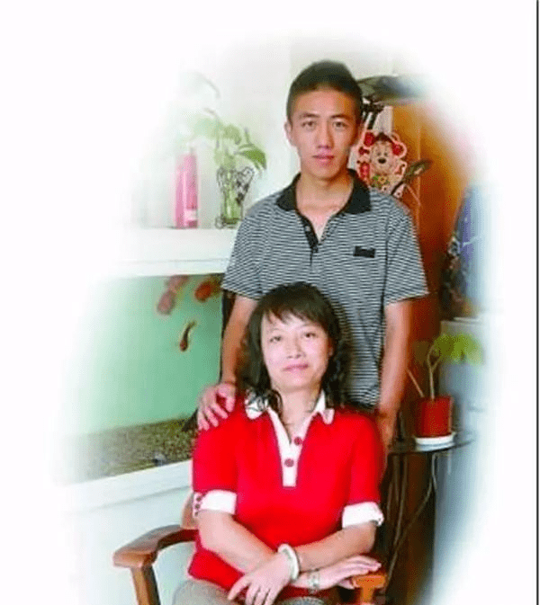 她出演过86版《西游记》曾被网友以为主持人周涛 现在是这样的