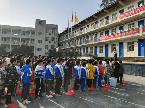 恩阳区双凤小学开展学雷锋系列活动_师生_燕梅_全校