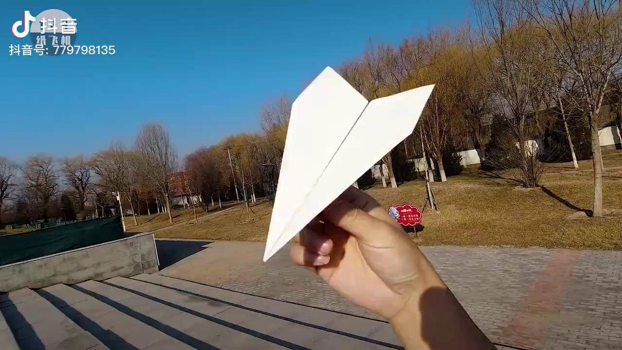 有内味了横折特技回旋纸飞机伪装成距离机的独行侠纸飞机折纸折纸飞机