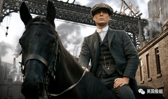 因为|“最美蓝眼睛”男神红遍全球！做演员男女通吃，硬汉也为他疯狂