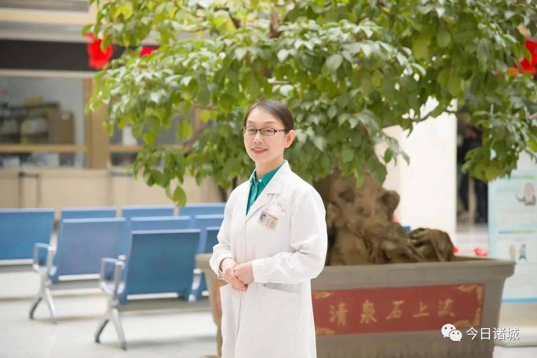 她风采 我愿意做一名有温度的医者 患者 陈术 治疗