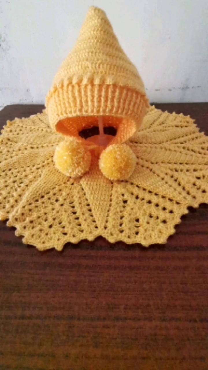 钩针宝宝斗篷三