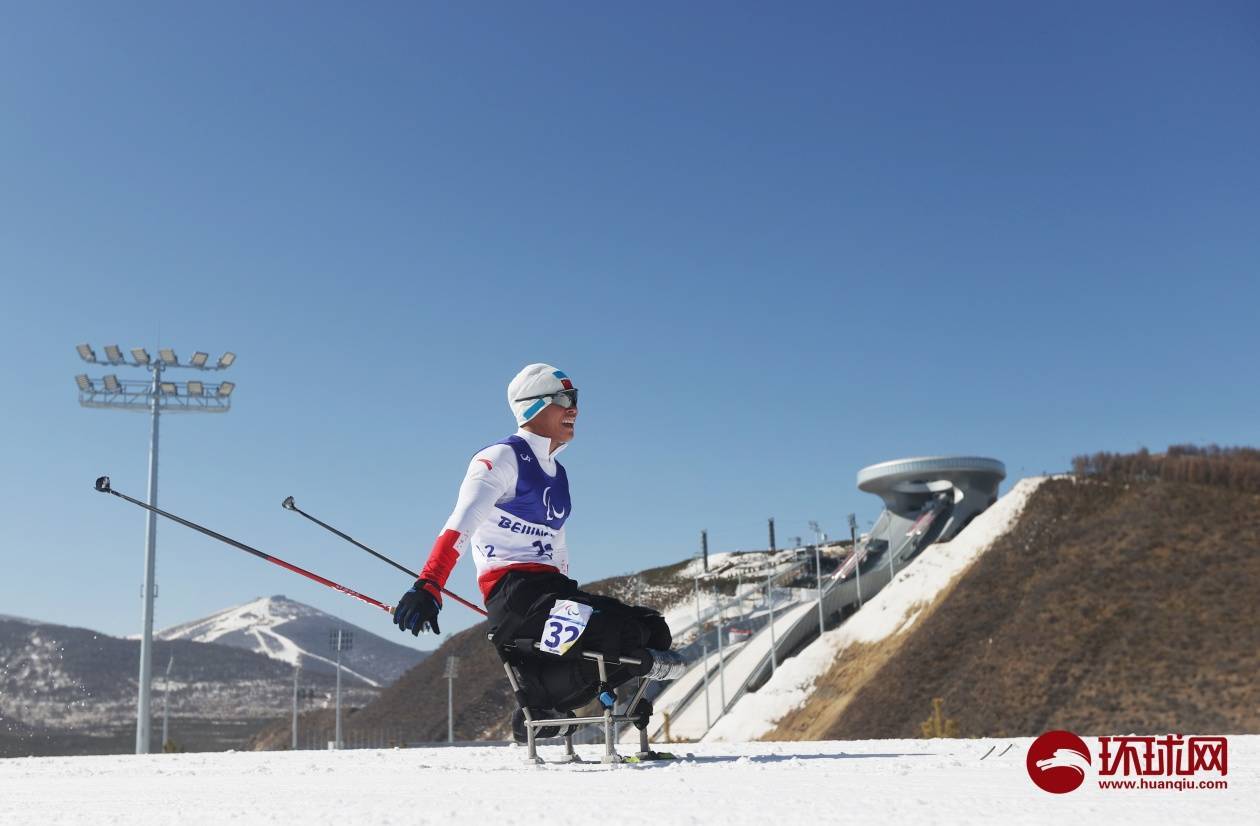 中国|中国选手刘梦涛获得冬季两项男子10公里（坐姿组）金牌