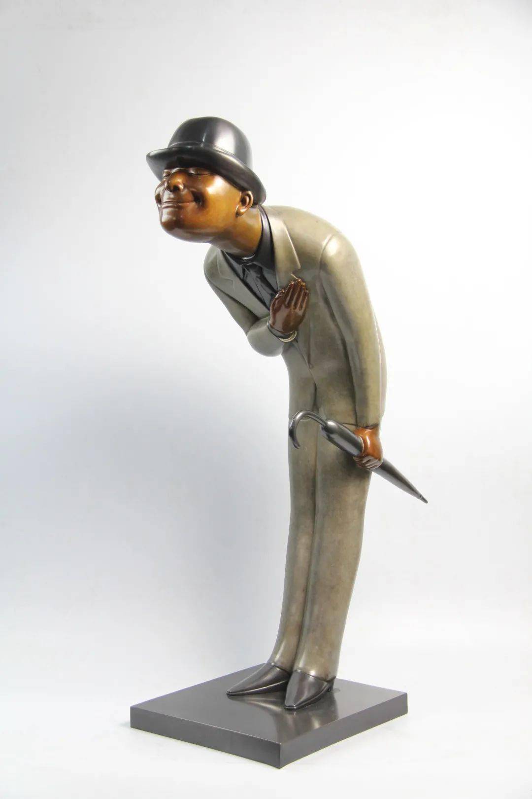 展览预告|再生61源—高孝午雕塑艺术展