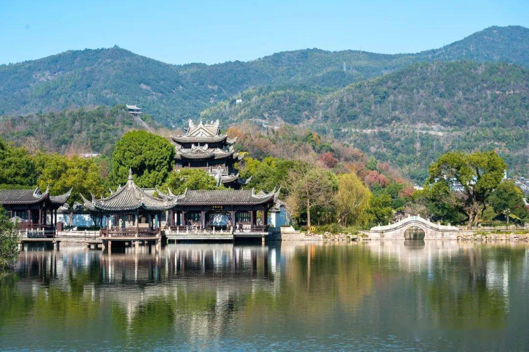 春風拂面溫暖,超愜意~東湖公園嘿,你還別說,花一下午的時間在紫陽街