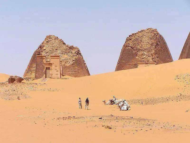 苏丹金字塔群