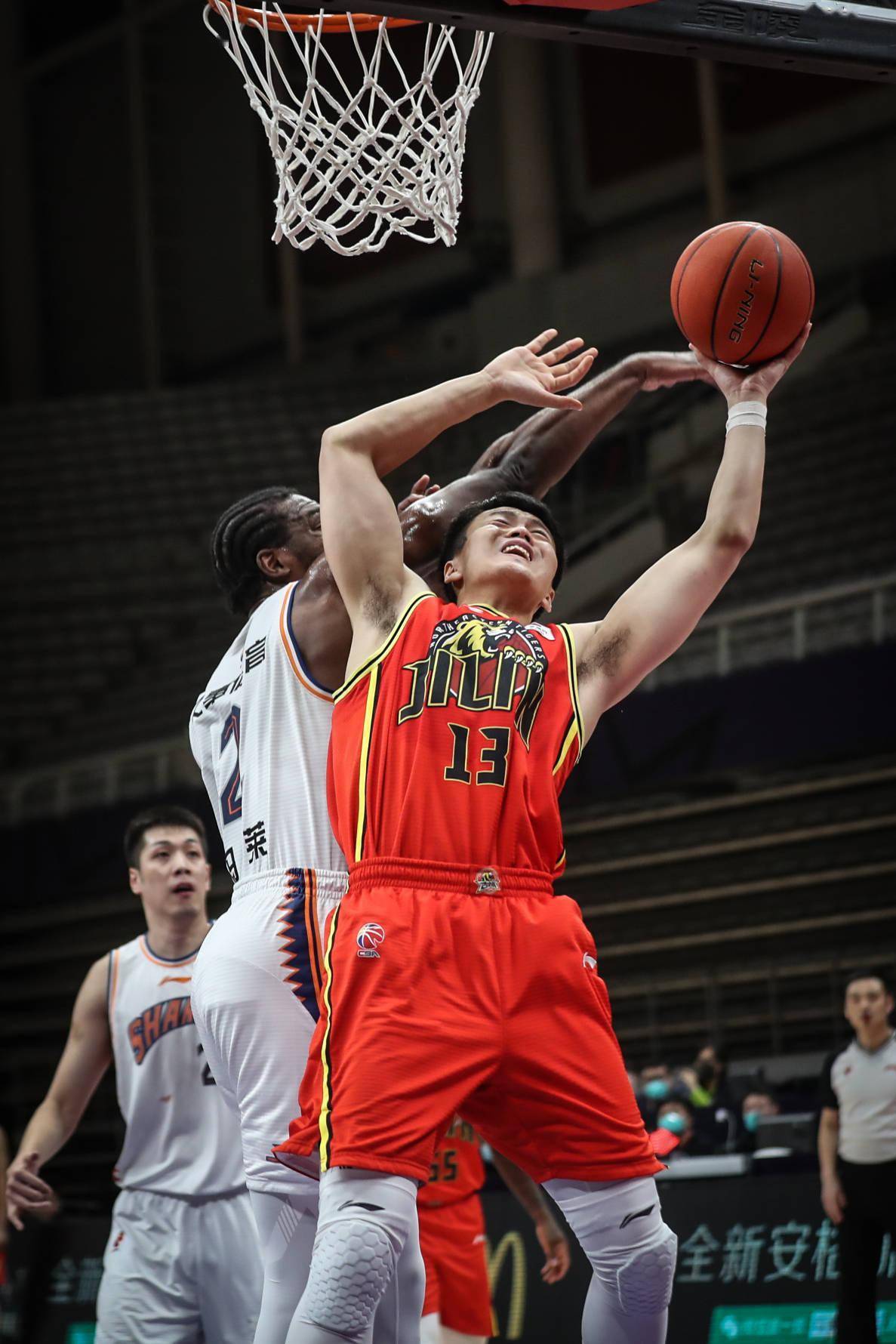 上海|篮球——CBA第三阶段：上海久事胜九台农商银行