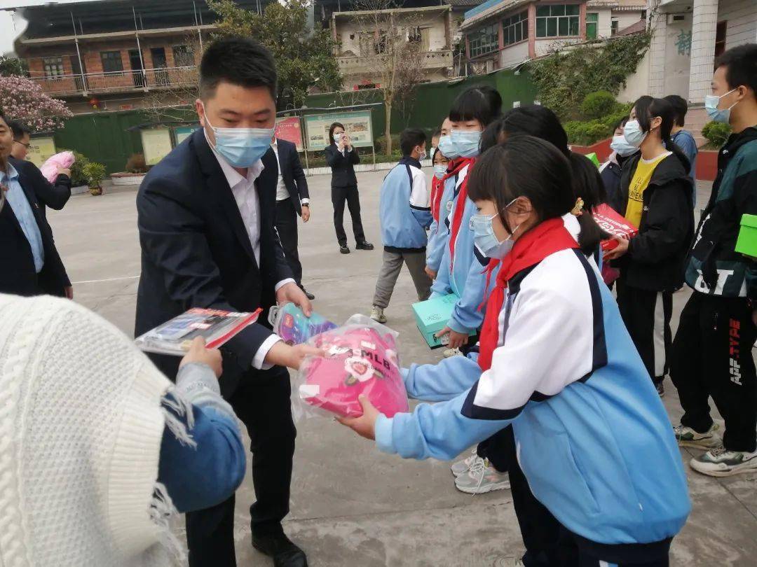 合川清平中学图片