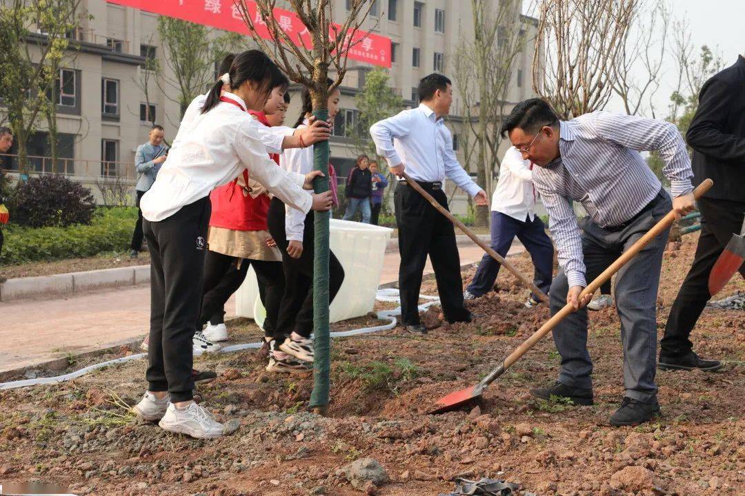 共青林 | 榮昌區開展春季義務植樹活動_高洪波_生態_綠化