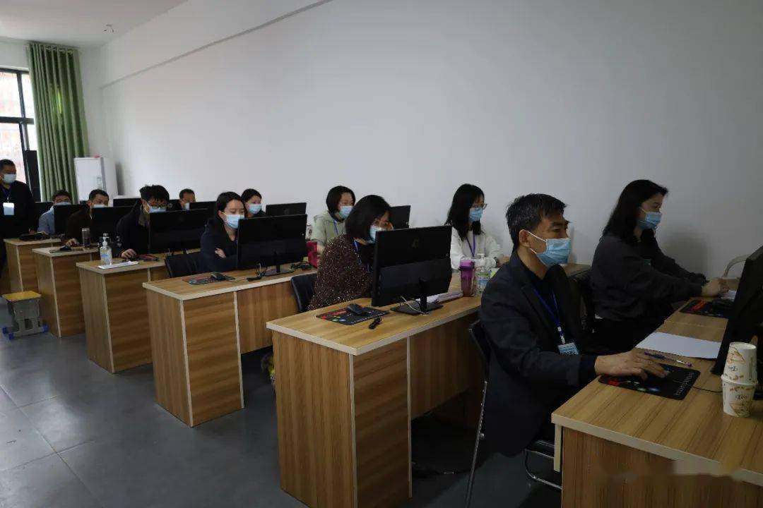 河南信阳29536人参加2022年上半年教师资格考试