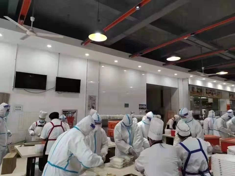 浴池|一张图阅读10万+!吉林大学长沙籍学生讲述疫情下校园生活