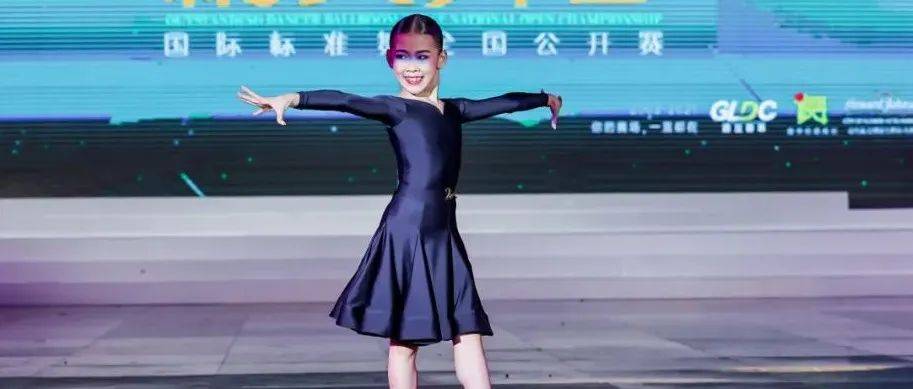 为什么国标舞者转圈不会晕？_能力_动作_专业