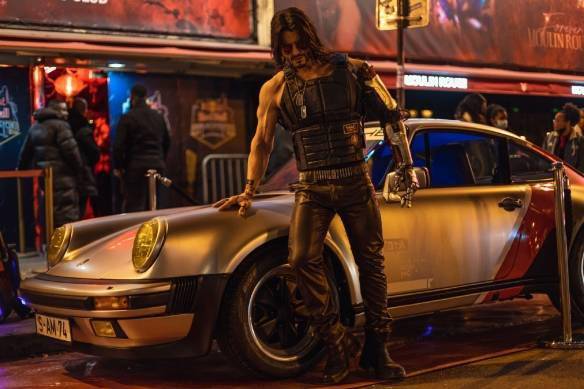 谁老公我老公2077强尼银手cos炸裂登场