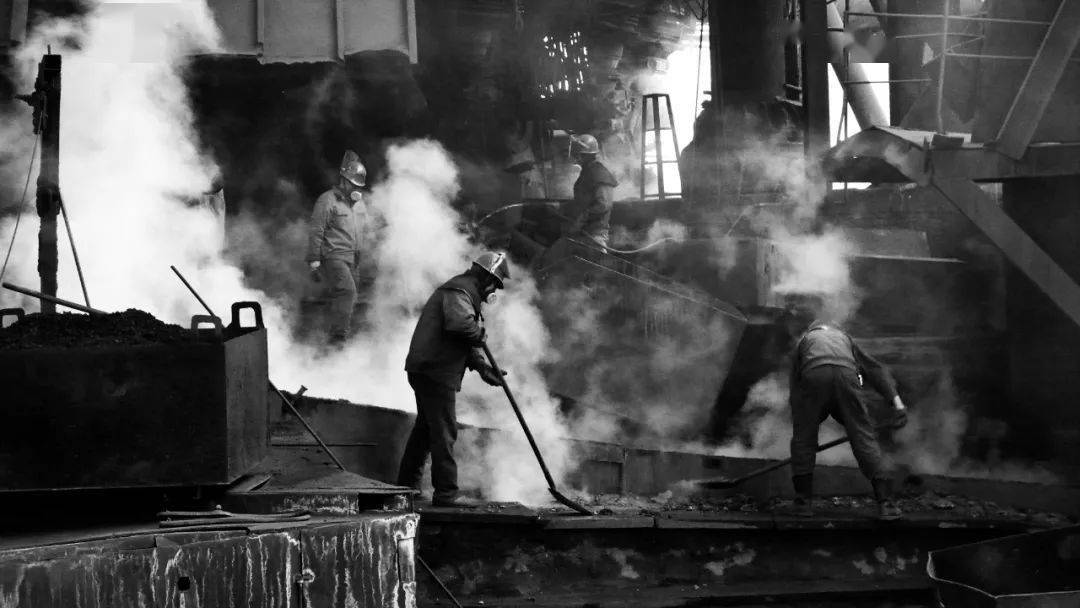 佳作欣赏 | 赵守光:钢铁无语_炼铁_摄影_炼钢