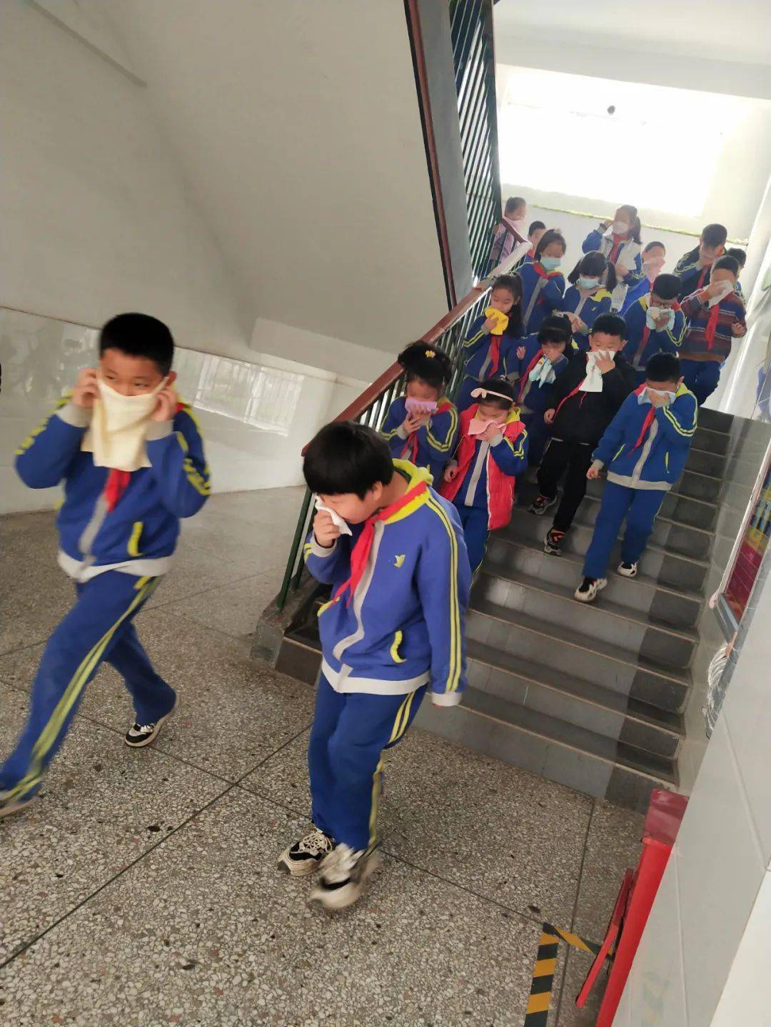 end-撰稿|李敬编辑|李波审核|杨海燕