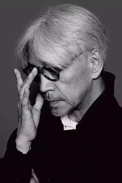 坂本龍一舉辦中國線上音樂會,為疫情下的人們獻上聲援