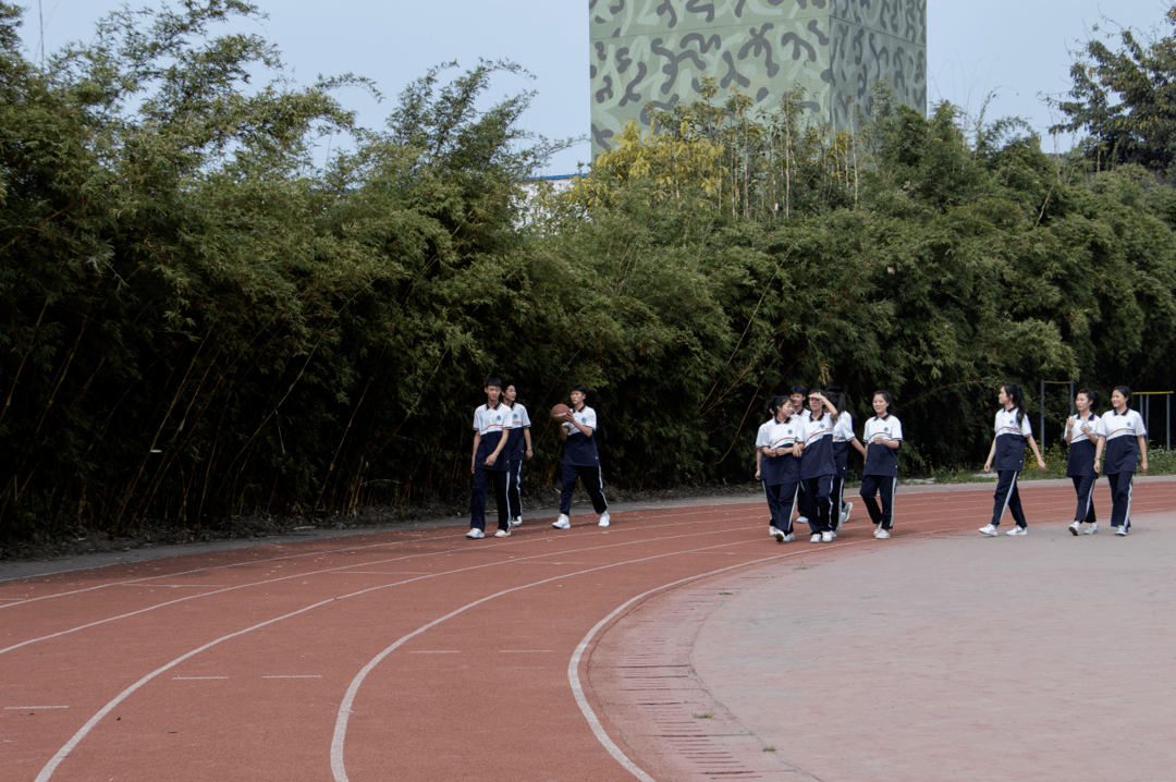 谁是你心目中最向往的"桃花源↓四川省大邑县职业高级中学成都市