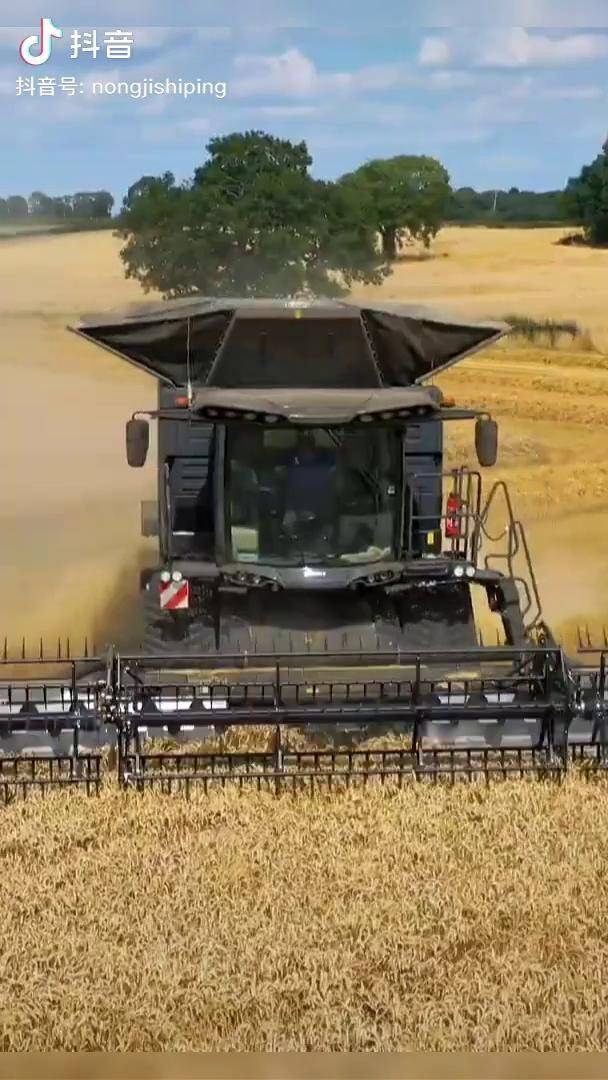 芬特10t黑武士收割机联合收割机 芬特联合收割机 芬特收割机_收割机