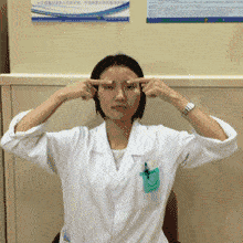 表情肌训练8步法:面瘫的自行康复治疗常见病因:脑血管疾病及脑部肿瘤