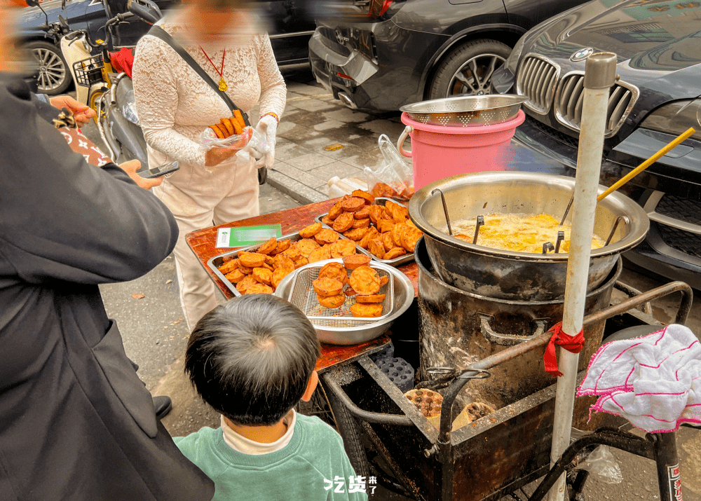 冰墩墩的亲戚图片