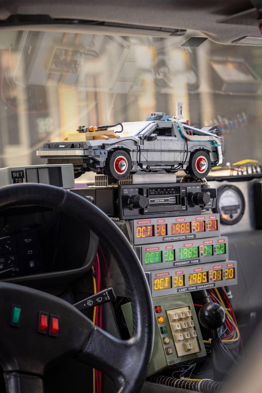 18岁以上限定乐高愚人节上新回到未来dmc12回忆杀