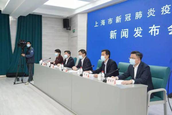 疫情|封闭小区买菜就医如何保障？新版核酸检测指南公布后上海如何实施？官方回应→