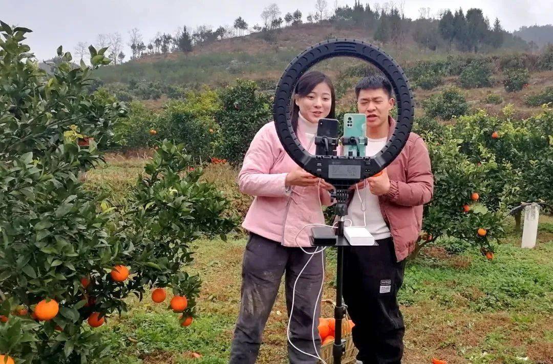 德江:新媒体赋能乡村振兴_丁浪_销售_古村