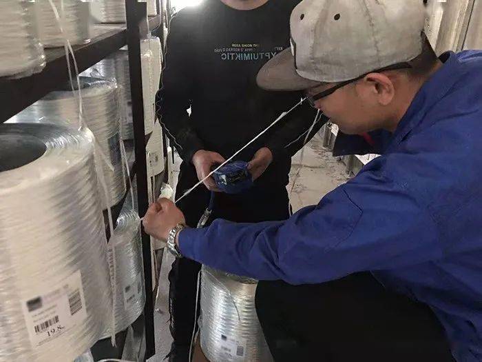 玻璃纤维纱线断纱打结接头器