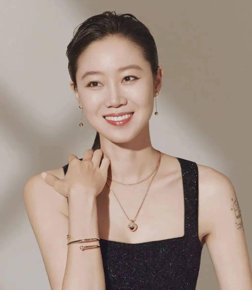 颧骨你明明才20出头，为什么就这么显老？
