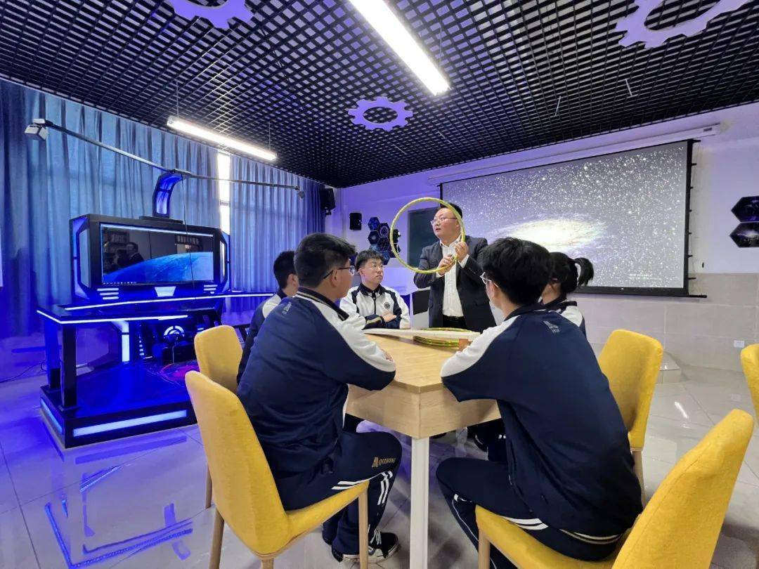 天宫课堂第二课开讲重庆这所中学参与直播授课互动